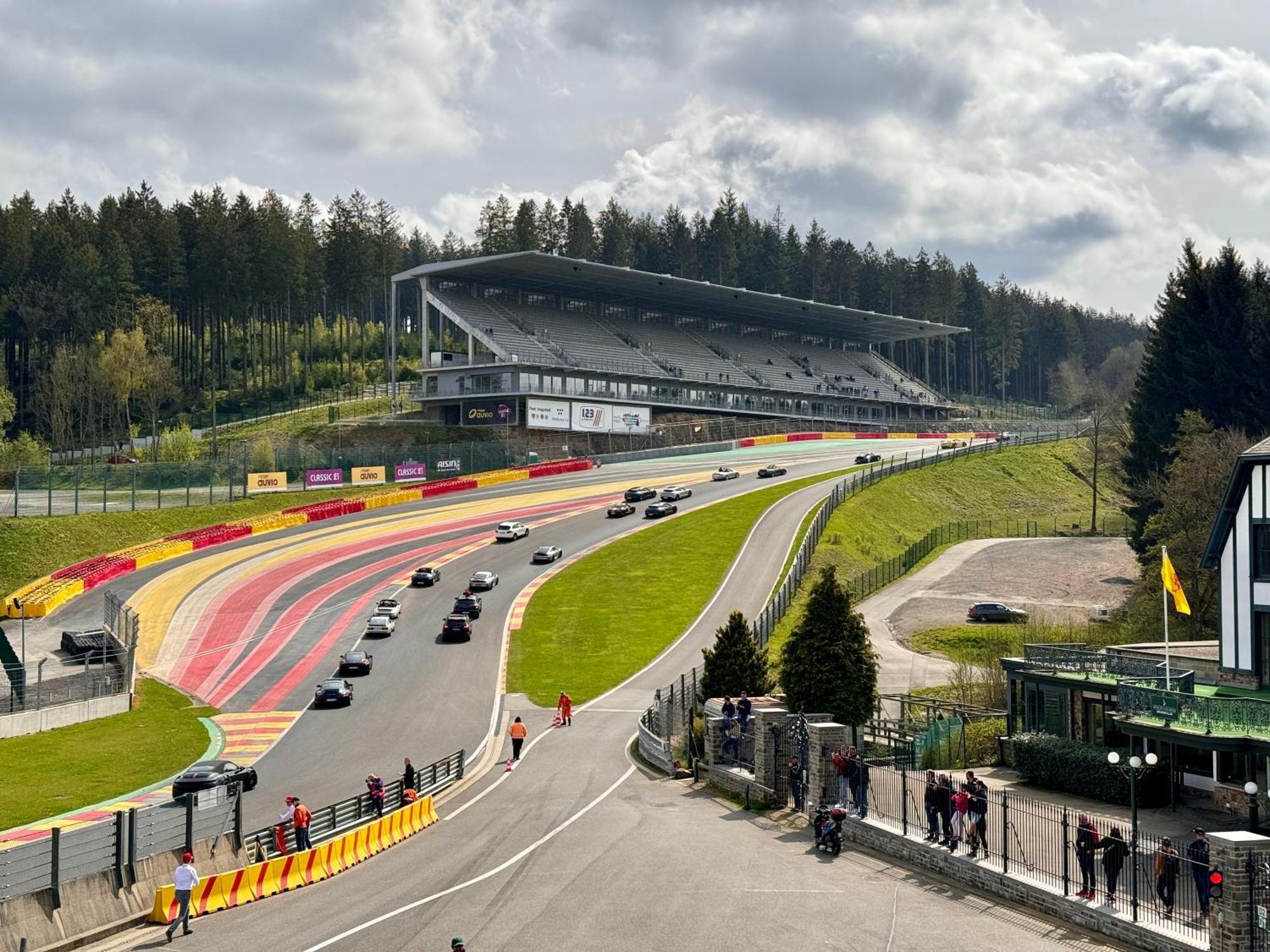 Le Dragon - Gite Accueillant Malmedy Bagian luar foto